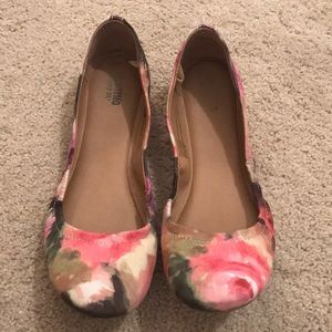 Floral flats